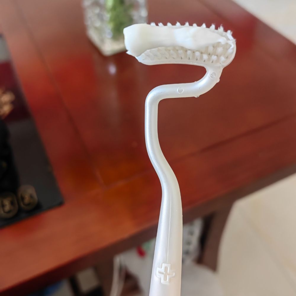 مسواک تخصصی Sweettrip طرح T